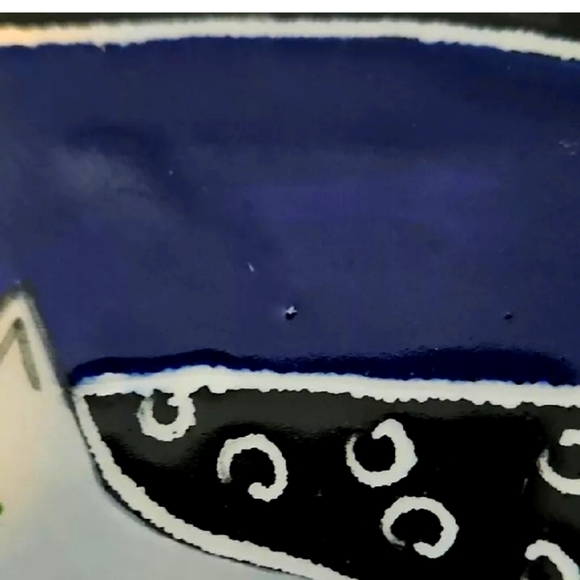 Solveig Cox Whimsical Cat With Fish Pottery Bowl Platter Signed - Picture 5 of 6